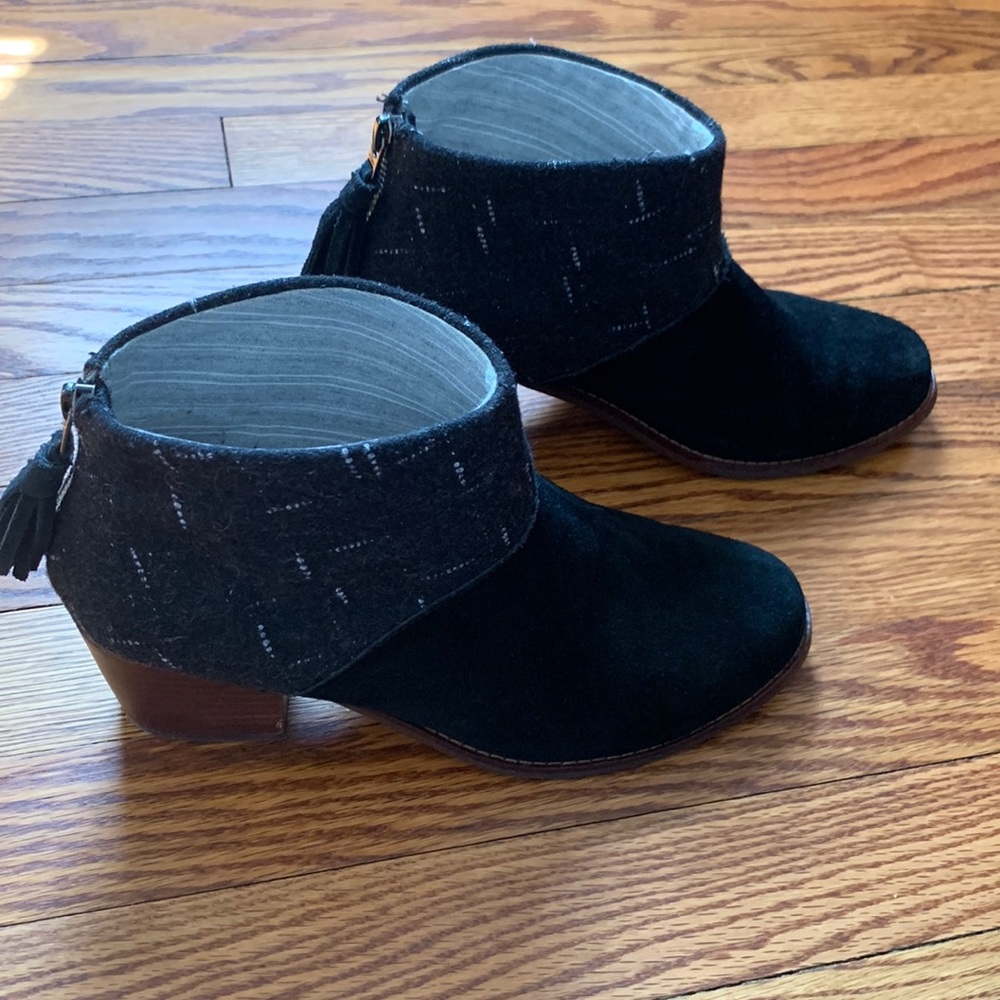 TOMS booties